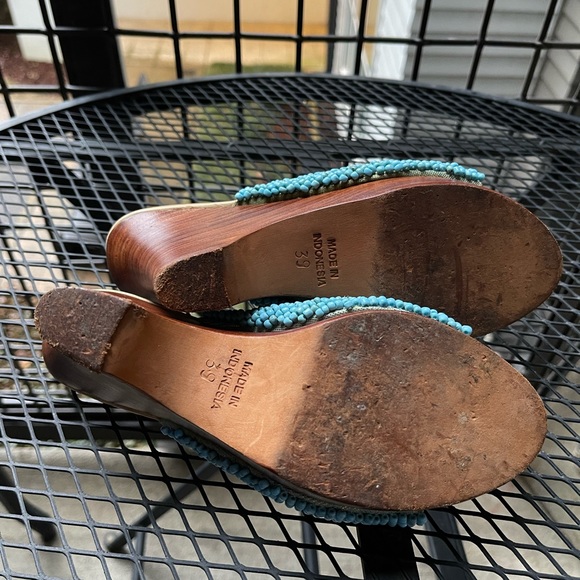 Vintage Beaded Heels - Picture 3 of 3